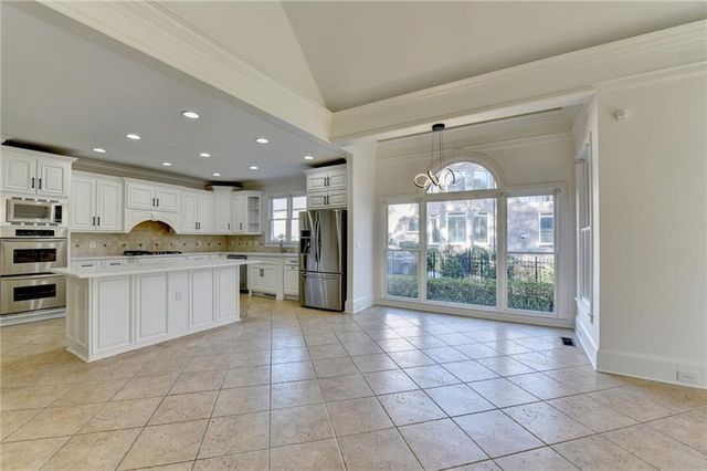7970 Saint Marlo Fairway Drive, Duluth, GA 30097
