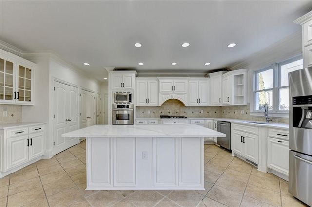 7970 Saint Marlo Fairway Drive, Duluth, GA 30097