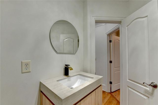 7970 Saint Marlo Fairway Drive, Duluth, GA 30097