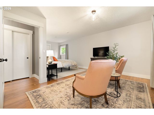 2461 WARWICK St, West Linn, OR 97068