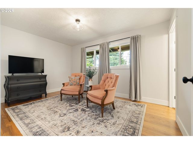 2461 WARWICK St, West Linn, OR 97068