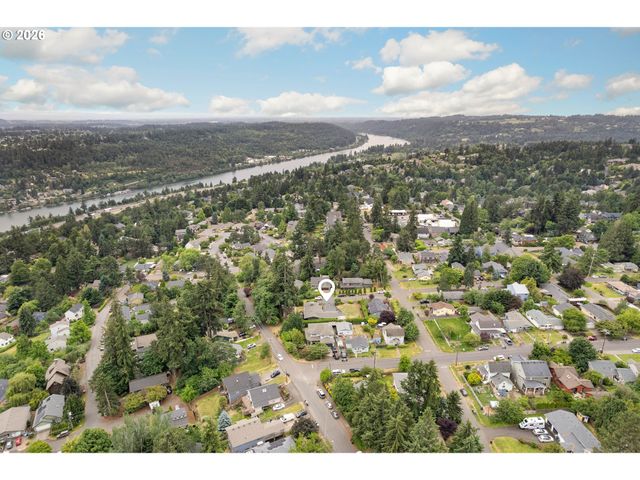 2461 WARWICK St, West Linn, OR 97068