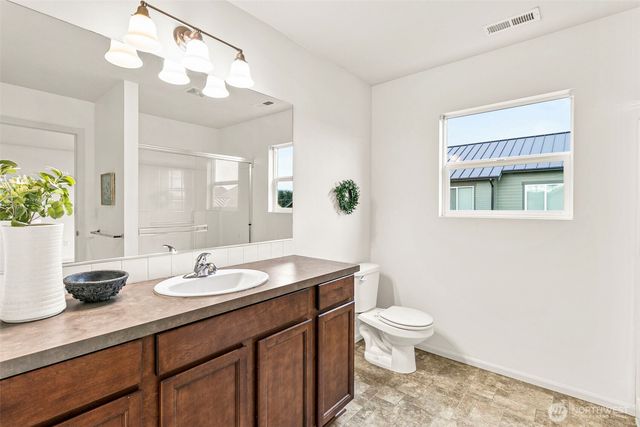 5420 Discovery Street E, Fife, WA 98424