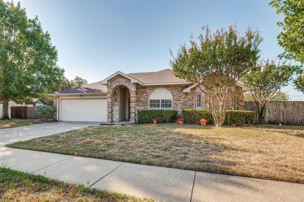 901 Mccomb Lane, Cedar Hill, TX 75104 — photo 4