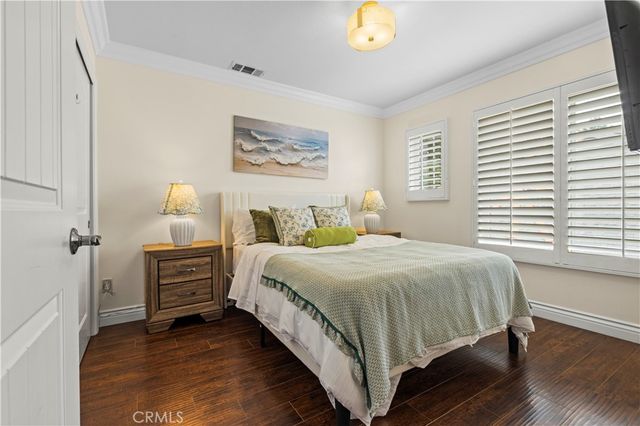 82 Winslow Lane, Irvine, CA 92620