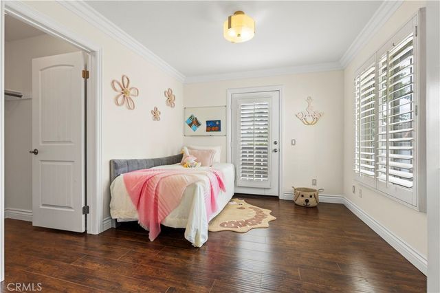 82 Winslow Lane, Irvine, CA 92620