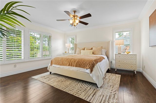 82 Winslow Lane, Irvine, CA 92620
