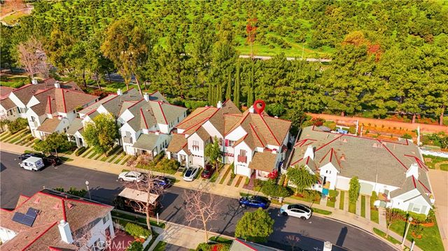 82 Winslow Lane, Irvine, CA 92620