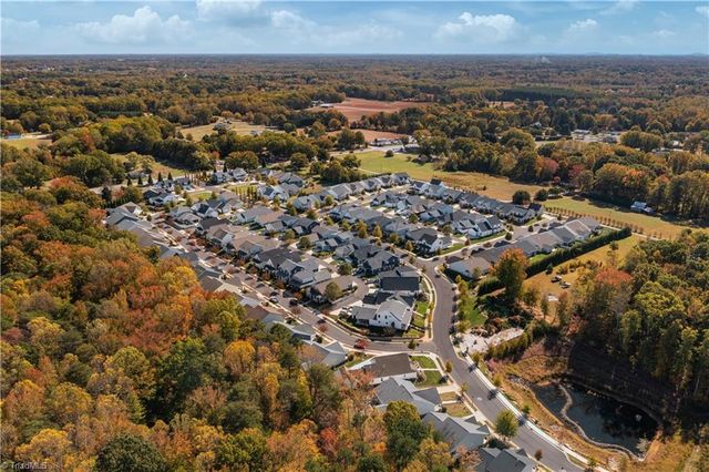 1628 Cross Village Avenue, Kernersville, NC 27284