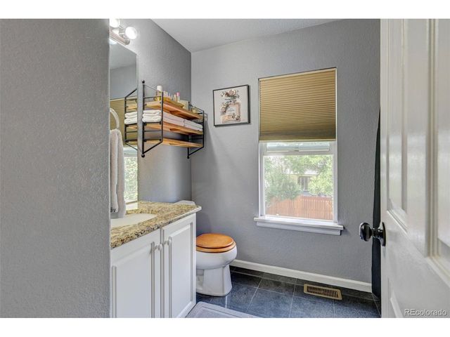 3317 S Nelson St, Lakewood, CO 80227