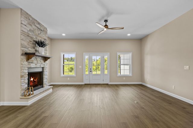 545 Boones Creek Road, Lancaster, KY 40444