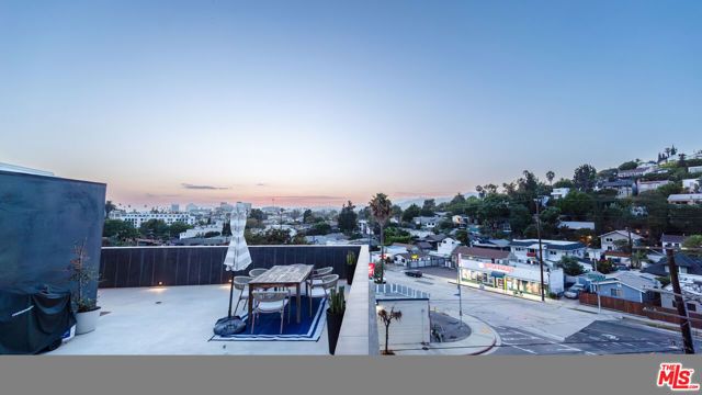 1264 Hyperion Avenue, Los Angeles, CA 90029