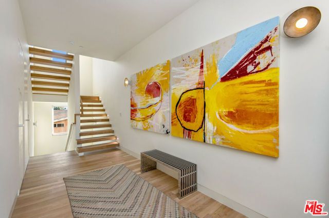 1264 Hyperion Avenue, Los Angeles, CA 90029