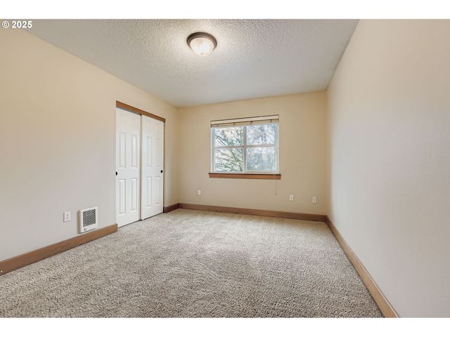 2507 E Burnside St, Portland, OR 97214