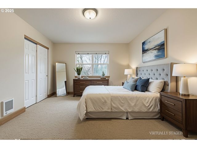 2507 E Burnside St, Portland, OR 97214