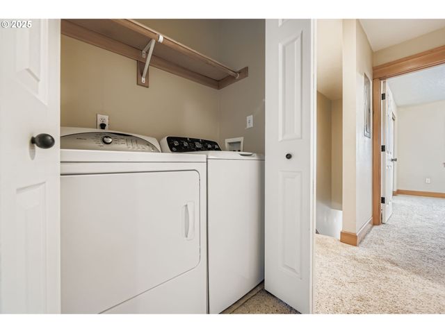 2507 E Burnside St, Portland, OR 97214