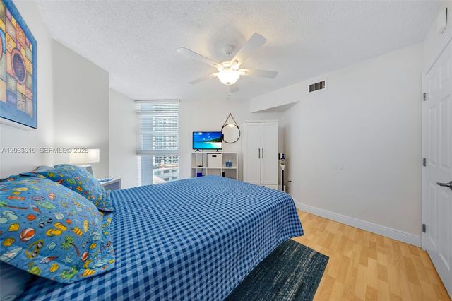 6301 Collins Avenue 1708, Miami Beach, FL 33141