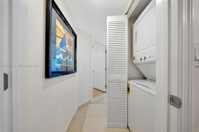 6301 Collins Avenue 1708, Miami Beach, FL 33141