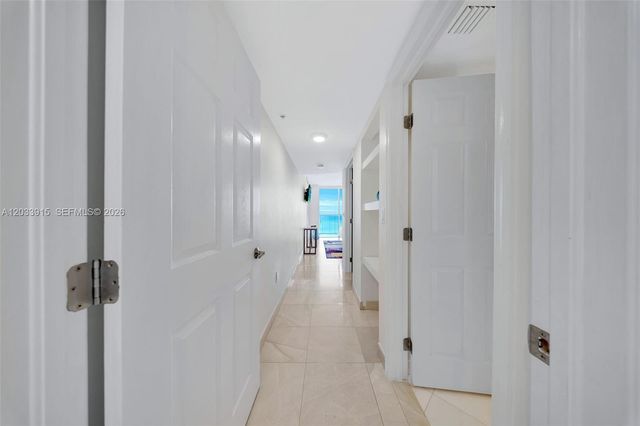 6301 Collins Avenue 1708, Miami Beach, FL 33141
