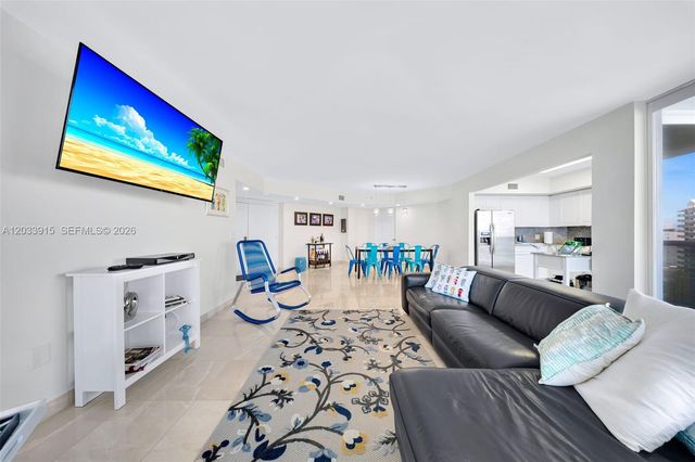 6301 Collins Avenue 1708, Miami Beach, FL 33141
