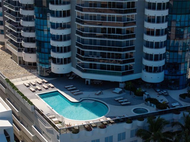 6301 Collins Avenue 1708, Miami Beach, FL 33141