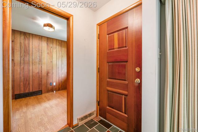 38230 Chartier Street, Harrison Charter Township, MI 48045