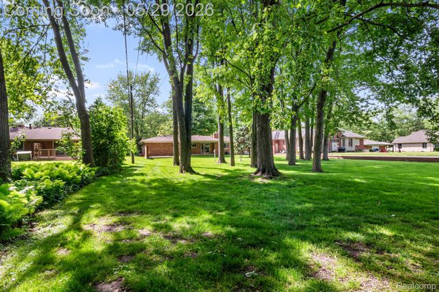 38230 Chartier Street, Harrison Charter Township, MI 48045