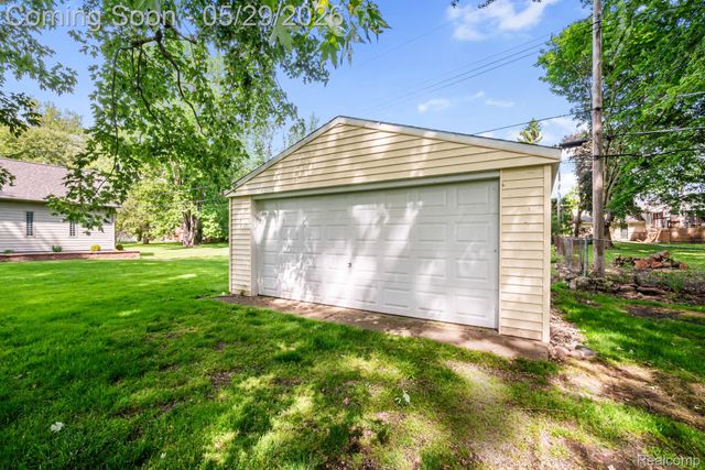 38230 Chartier Street, Harrison Charter Township, MI 48045