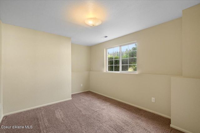 673 E Cloverleaf Dr, Hayden, ID 83835