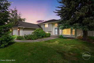 673 E Cloverleaf Dr, Hayden, ID 83835