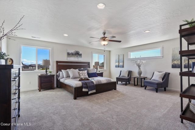 6565 W CONSTANTINE LN, Rathdrum, ID 83858