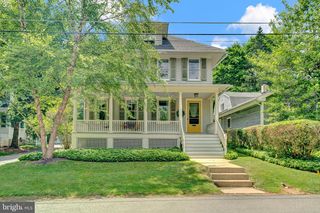 14 BURTON AVE, Hopewell, NJ 08525