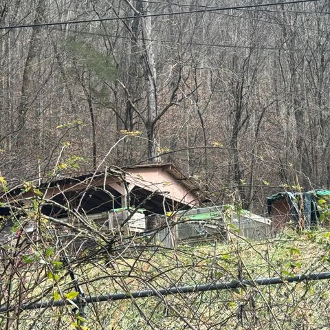 343 Otter Creek Road, Manchester, KY 40962