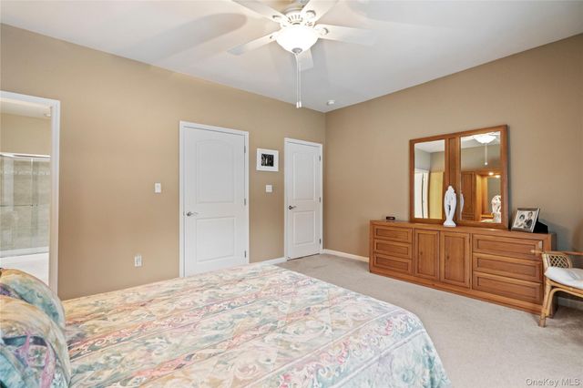 5 Newcastle Court, Riverhead, NY 11901