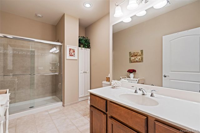 5 Newcastle Court, Riverhead, NY 11901