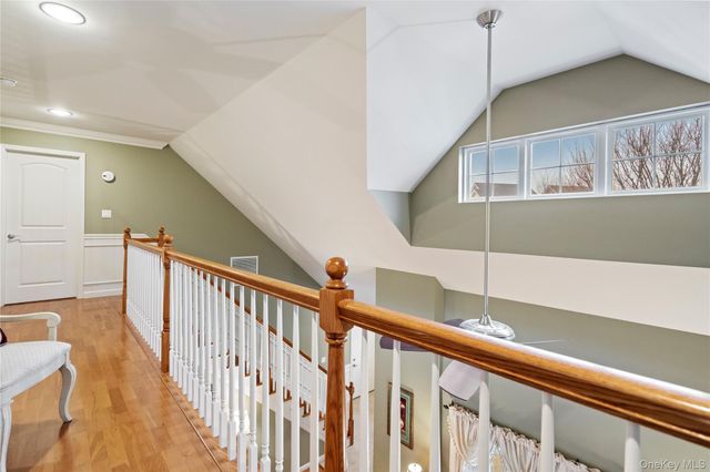 5 Newcastle Court, Riverhead, NY 11901