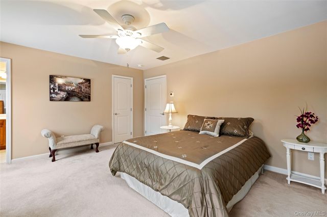 5 Newcastle Court, Riverhead, NY 11901