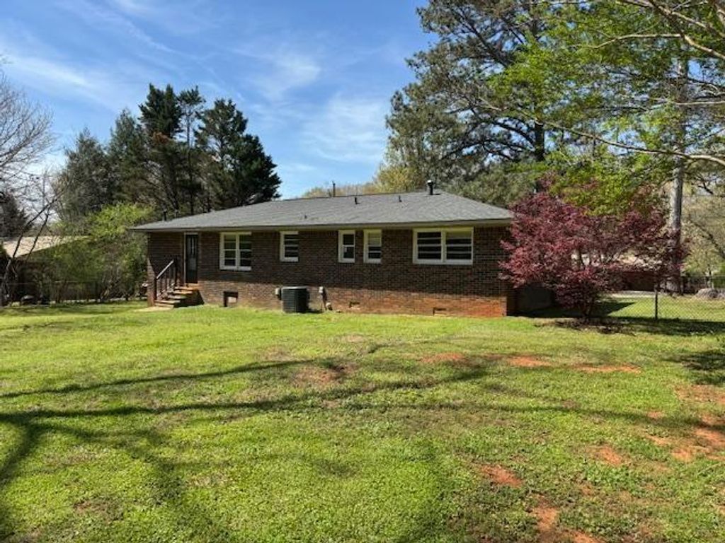 618 Valley Road, Cedartown, GA 30125