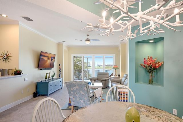 6435 MOORINGS POINT CIRCLE 201, Lakewood Ranch, FL 34202