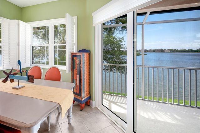 6435 MOORINGS POINT CIRCLE 201, Lakewood Ranch, FL 34202