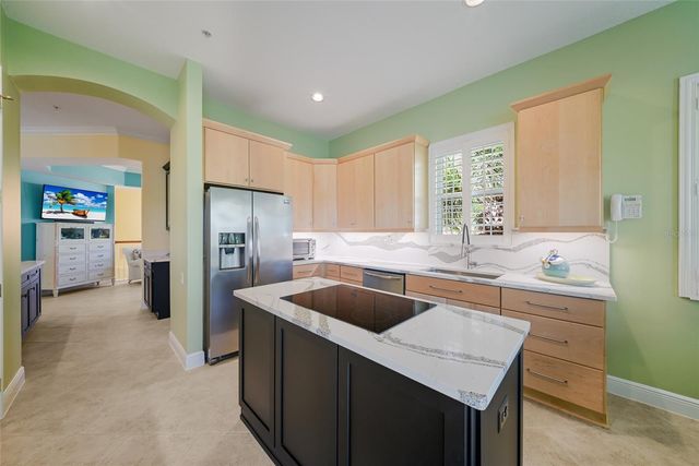 6435 MOORINGS POINT CIRCLE 201, Lakewood Ranch, FL 34202