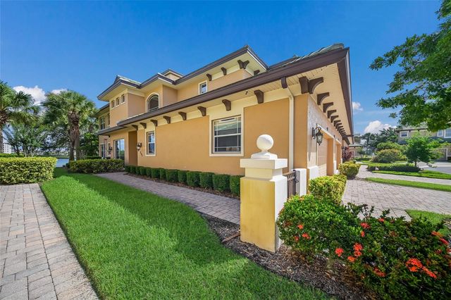 6435 MOORINGS POINT CIRCLE 201, Lakewood Ranch, FL 34202