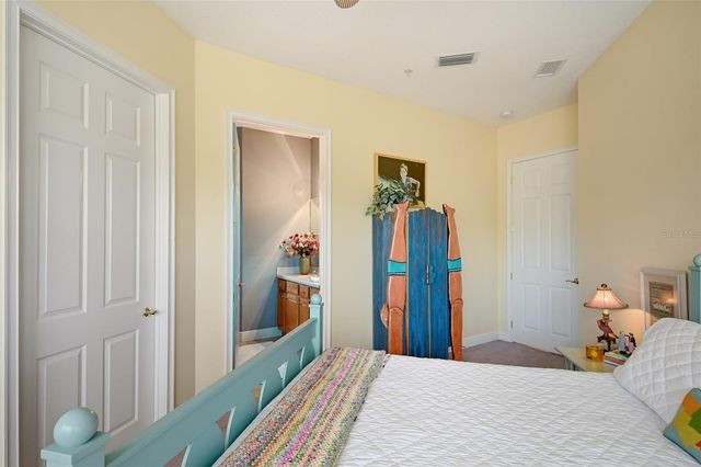 6435 MOORINGS POINT CIRCLE 201, Lakewood Ranch, FL 34202