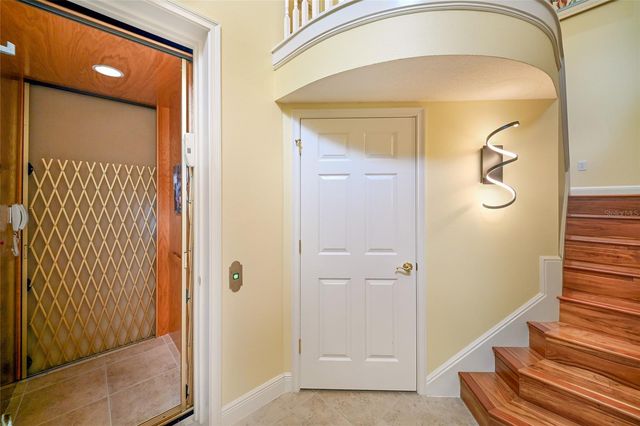 6435 MOORINGS POINT CIRCLE 201, Lakewood Ranch, FL 34202