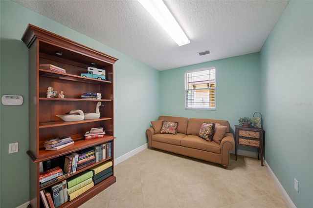 6435 MOORINGS POINT CIRCLE 201, Lakewood Ranch, FL 34202