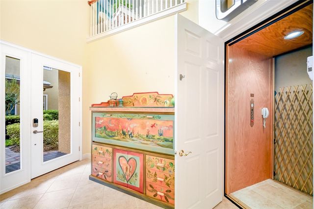 6435 MOORINGS POINT CIRCLE 201, Lakewood Ranch, FL 34202