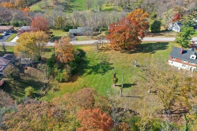 668 Ridgeway Drive, Taylor Mill, KY 41015