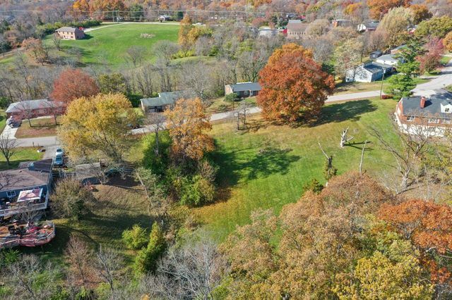 668 Ridgeway Drive, Taylor Mill, KY 41015