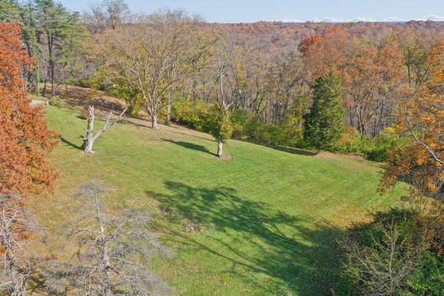 668 Ridgeway Drive, Taylor Mill, KY 41015