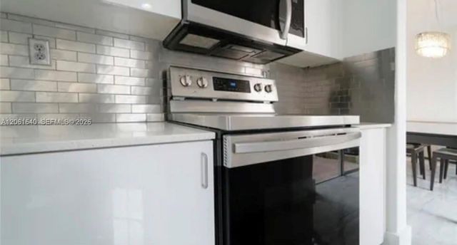11022 NW 48th Lane, Doral, FL 33178